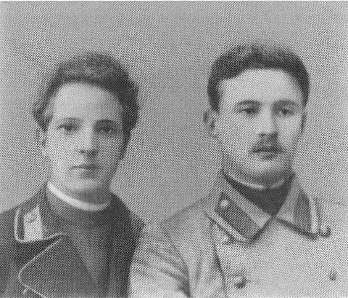 Виктор Бибергаль (слева) и Евгений Синегуб. Москва. 1903 г.